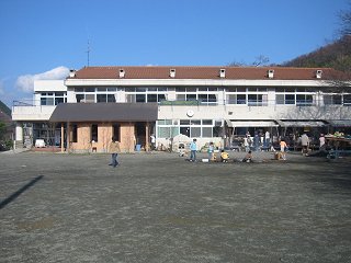 Zƌ