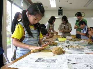 目がマジ真剣です