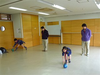 ハシで転がせ