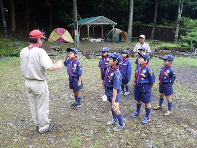 新しい組編成で訓練中