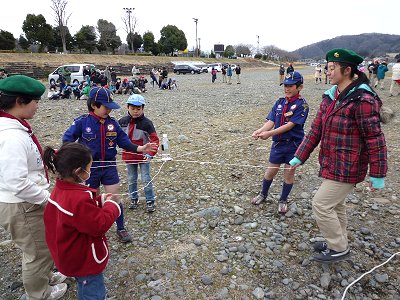 ペットボトル運搬ゲーム