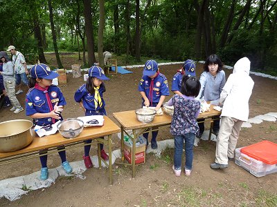 カブ隊調理中
