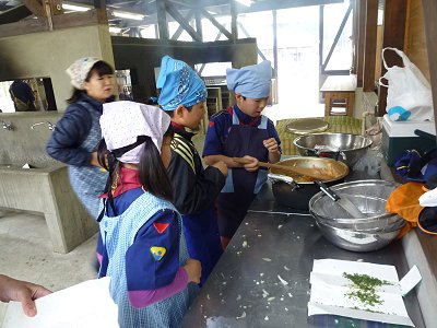 カブ隊調理中