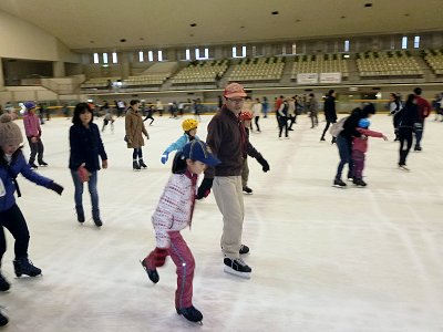スイスイと滑ります