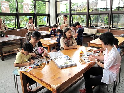 工作に真剣に取り組んでいます 写真